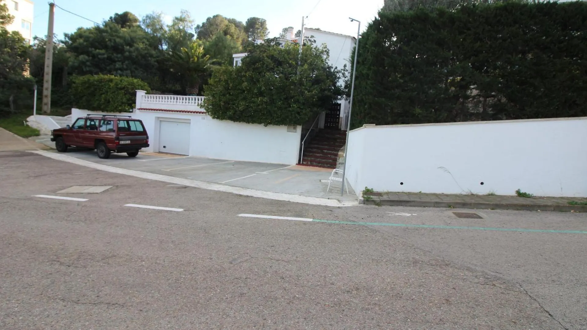 Apartment Grifeu 4 - Apartamento Situado Muy Cerca De La Playa De Cap Ras, Para 4 Personas - Es-228-194 Llanca